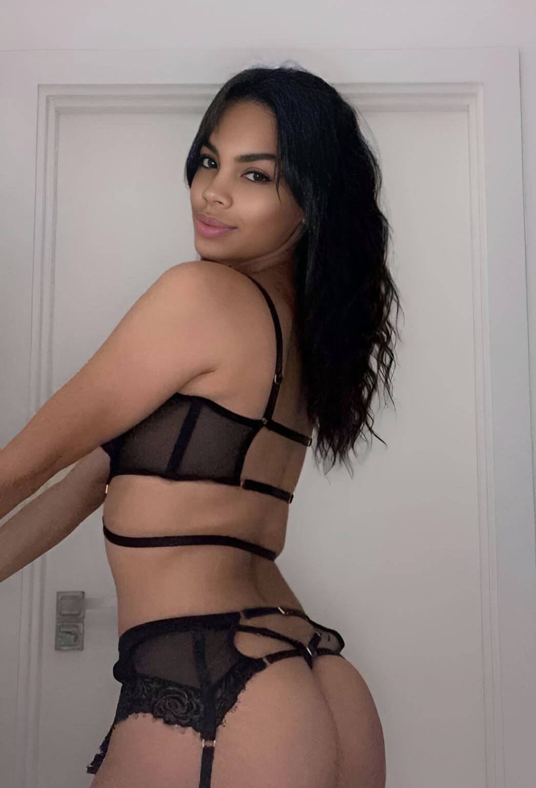 Pleasure-in-Aruba-Escorts-Paulina